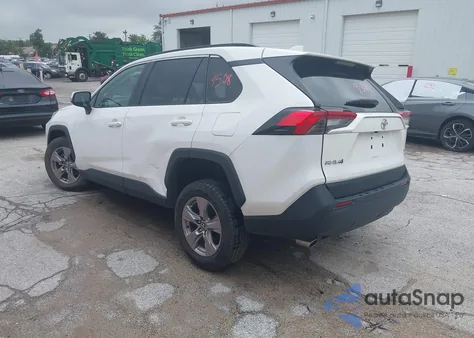2024 Toyota Rav4 Xle z USA, uszkodzony, nr VIN 2T3P1RFV9RW467932